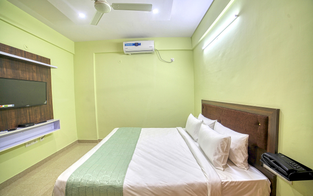 Red Key Bangalore Airport Hotel