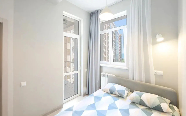 Квартира в ЖК бизнес-клaсcа Пocейдoн с видом на море