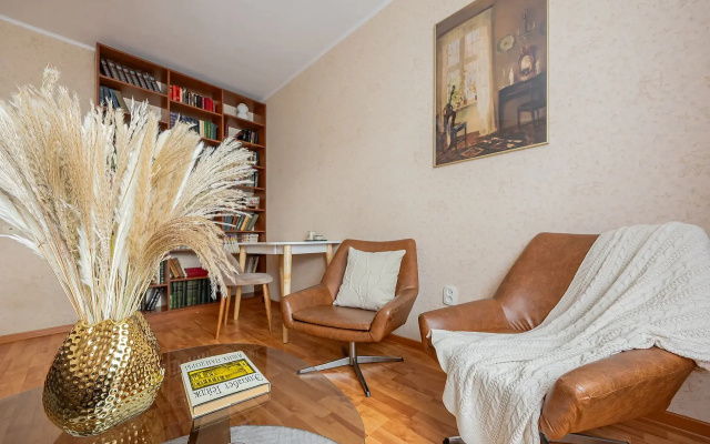 Apartamenty trehkomnatnye v 4km ot Kremla Sova-Dom