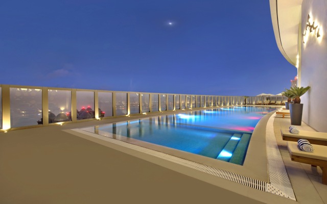 The Curve Hotel