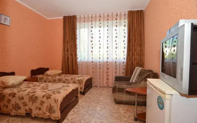 Uyut Guest house