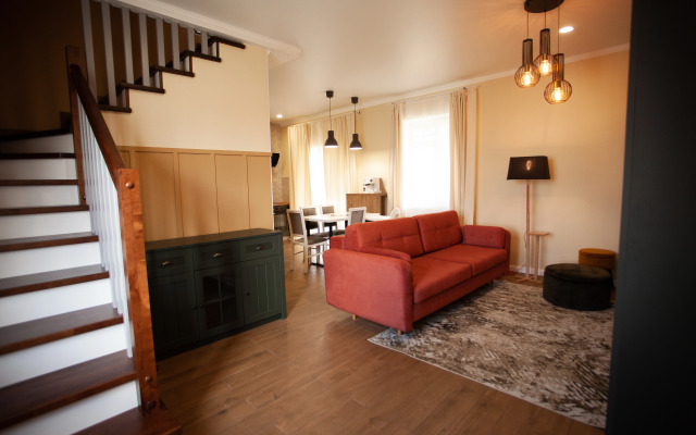 Elovaya Private house