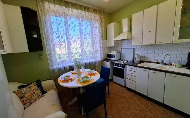 Uyutnaya Dvukhkomnatnaya Flat