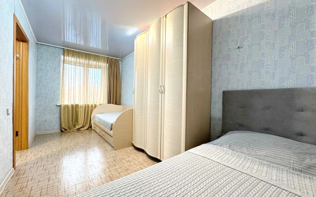 Квартира двухкомнатная в центре на Дзержинского рядом с РИАцентром