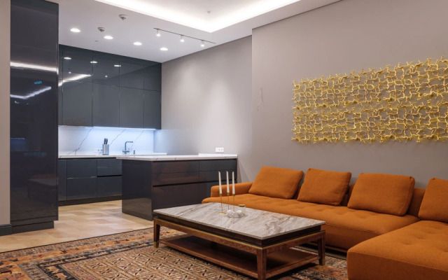 Spacious Apartment with Stunning View of the Towers! 42nd Floor!