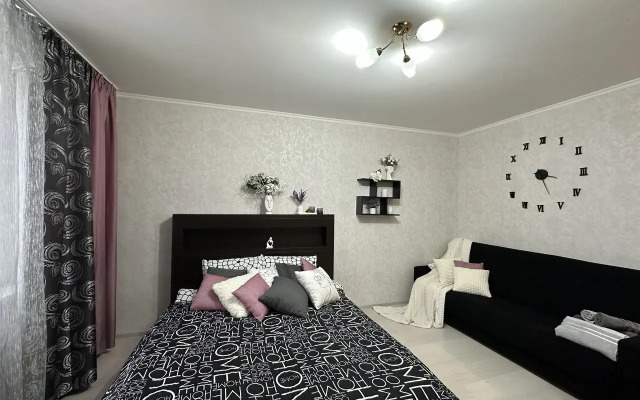 on Shuvalova, 18 Apartments