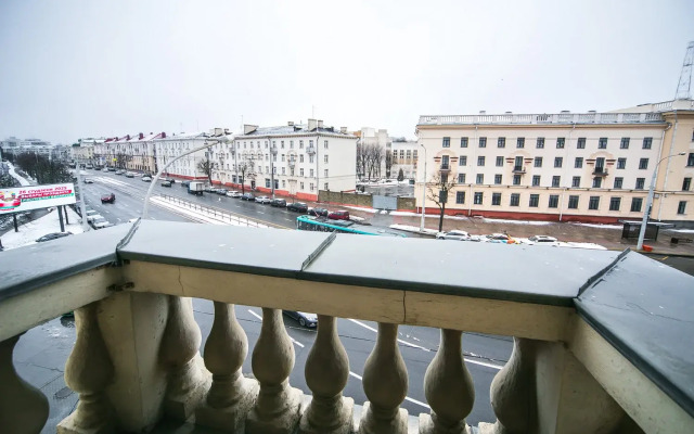 Na Ploschadi Pobedy 39 Apartments