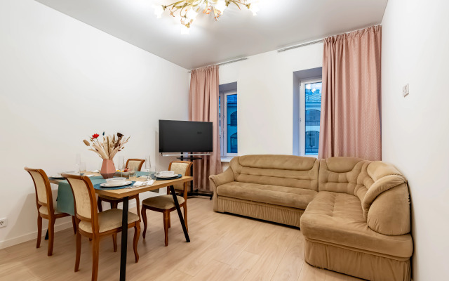 Апартаменты Sergeew Apartments 3-х комнатный Делюкс на Набережной Макарова