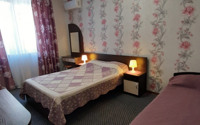 Solnechny Guest House