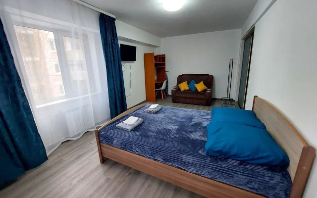 Квартира Светлая двухкомнатная