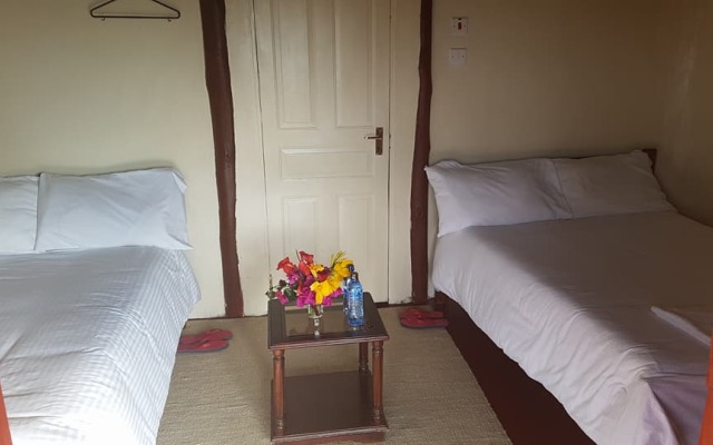 The Great Circle Lodge Hotel