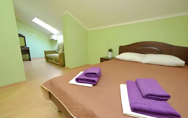 Aleksandros Guest House