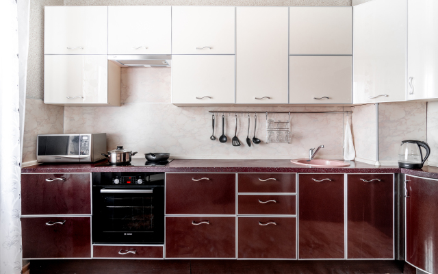 Dvukhkomnatnaya Stepanenkov Rodionova 43 Flat