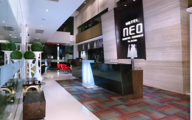 Отель Neo Gubeng, Surabaya