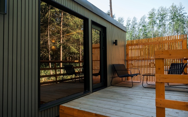 60m2 V Tikhom Lesu Guest House