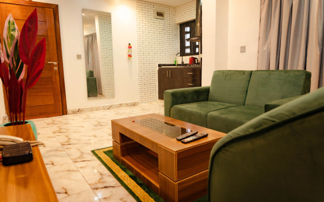 24/7 Luxury Apartments