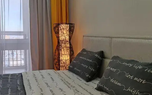 Na Ulitse Melik-Karamova 4/3 Flat