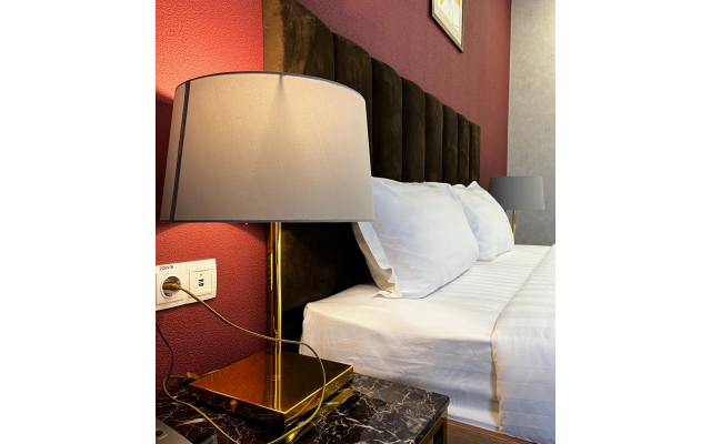 King Plaza Hotel