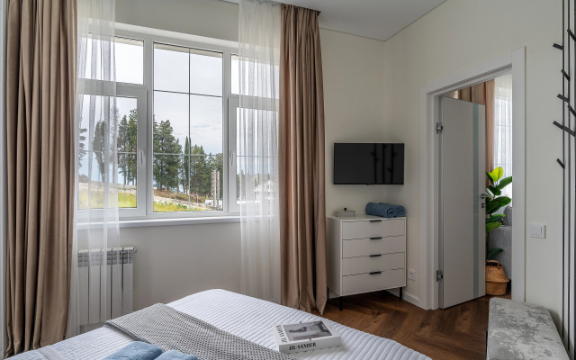 Апартаменты с дизайнерским ремонтом и продуманной эргономикой пространства от LetoApart