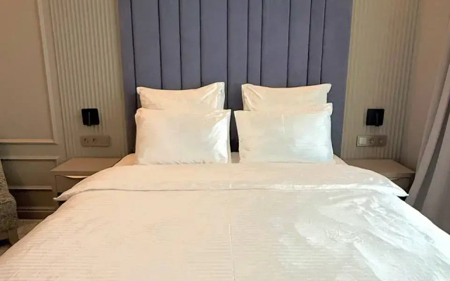 Na Ulitse Lenina 217A Apartments