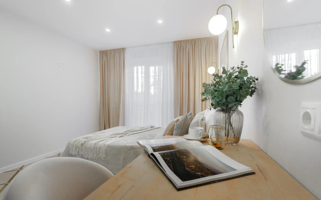 Magiya Sveta V Tsentre Rostova Flat