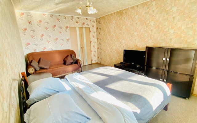 Apartamenty Chetyrekhkomnatnye Apartland S Panoramnym Vidom Na Gorod S 12 Etazha