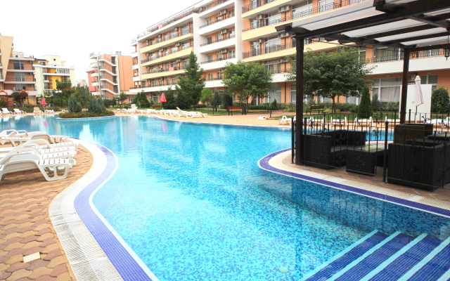 Grand Kamelia - Menada Apart-Hotel