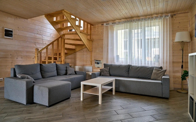 Kottedzh s saunoy ryadom s Petergofom Private house