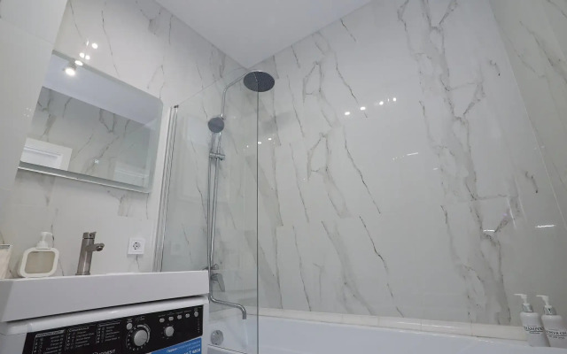 Uyut U Okeanisa I Parka Shveytsariya Apartments