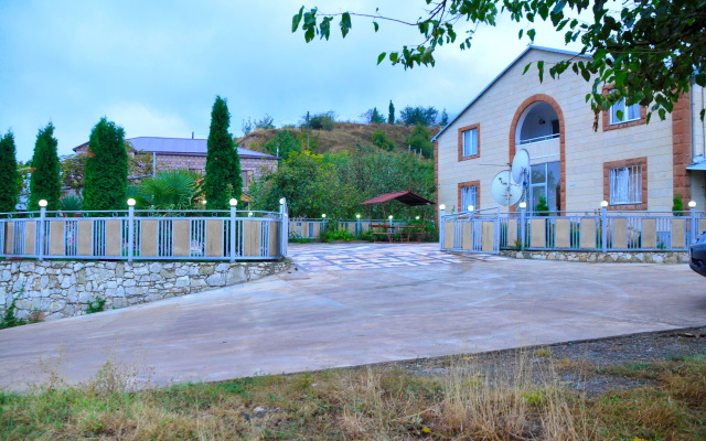 Kamar Guest house