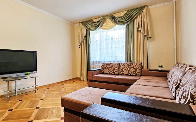 Dobry Dom ryadom s Tsvetnym Bulvarom Apartments