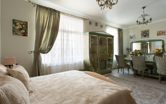 v TSentre Ampir Apartments