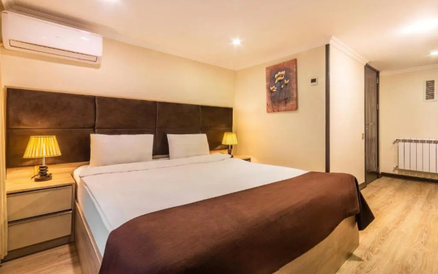 Deluxe Baku Hotel