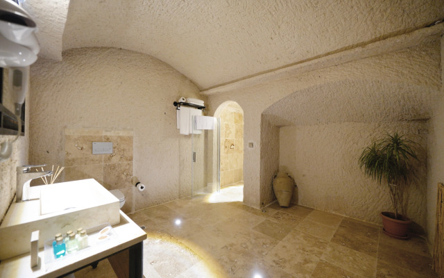 Memories Cave House Hotel