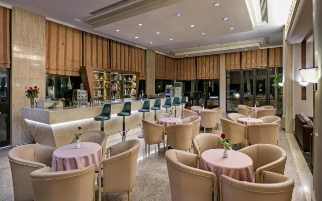 Özkaymak Falez Hotel