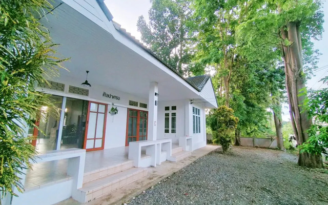 Silpasom ARTstay Suratthani Guest house