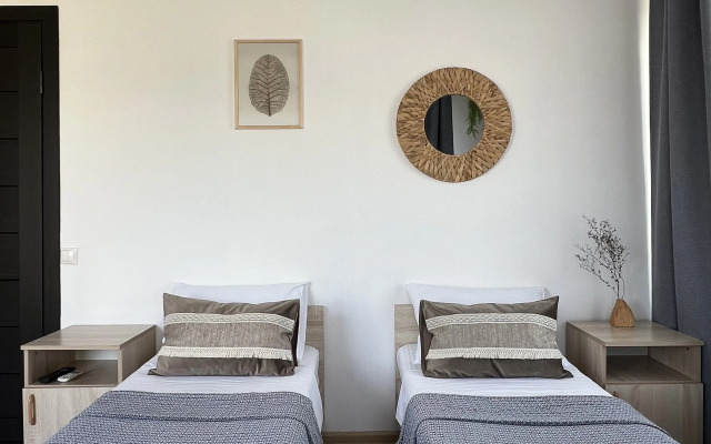 Podsolnuh Village Guest House