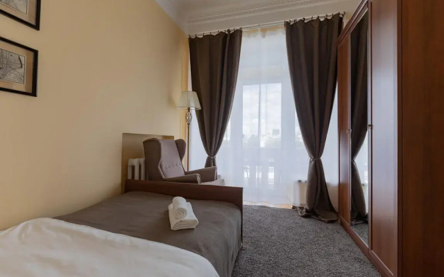 Apartments Standartnye S 3 Spalnyami I Balkonom
