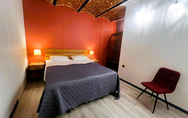 Отель Двенадцать