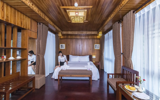 Sankofa Village Hill Resort and Spa Hotel