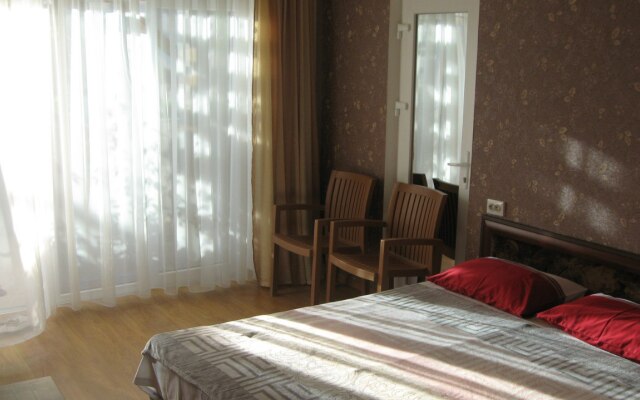 Na Nahimova Guest House