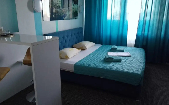 MAXROOMS Global Sky Novosibirsk Mini-Hotel