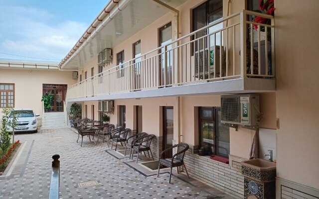 Raxmatjon Guest House
