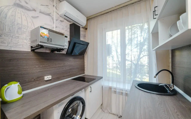 Апартаменты Автозаводская 19к1 (323)