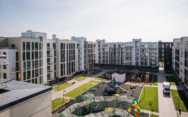 Sunny Day Apartments