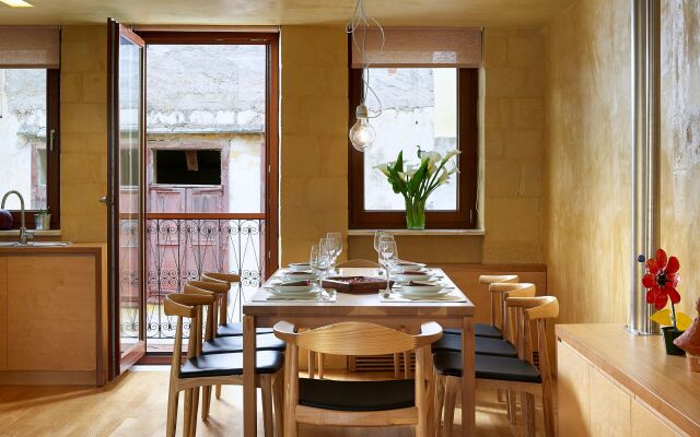 Dorotheou House Villa