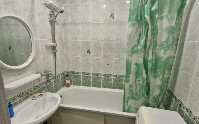 Odnokomnatnaya Na Lavrentyeva 14a Flat