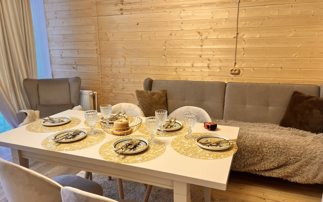 Chalet Forest glamp
