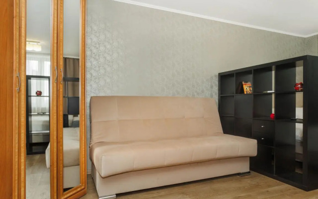 Etazhideyli Na Schorsa 103 Flat