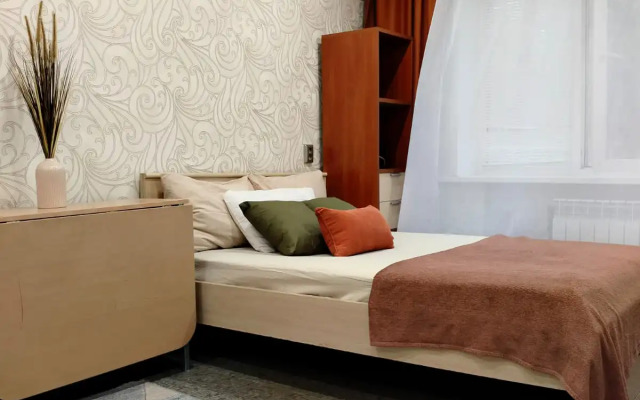 Квартира на ул. Ново-Садовой, 42